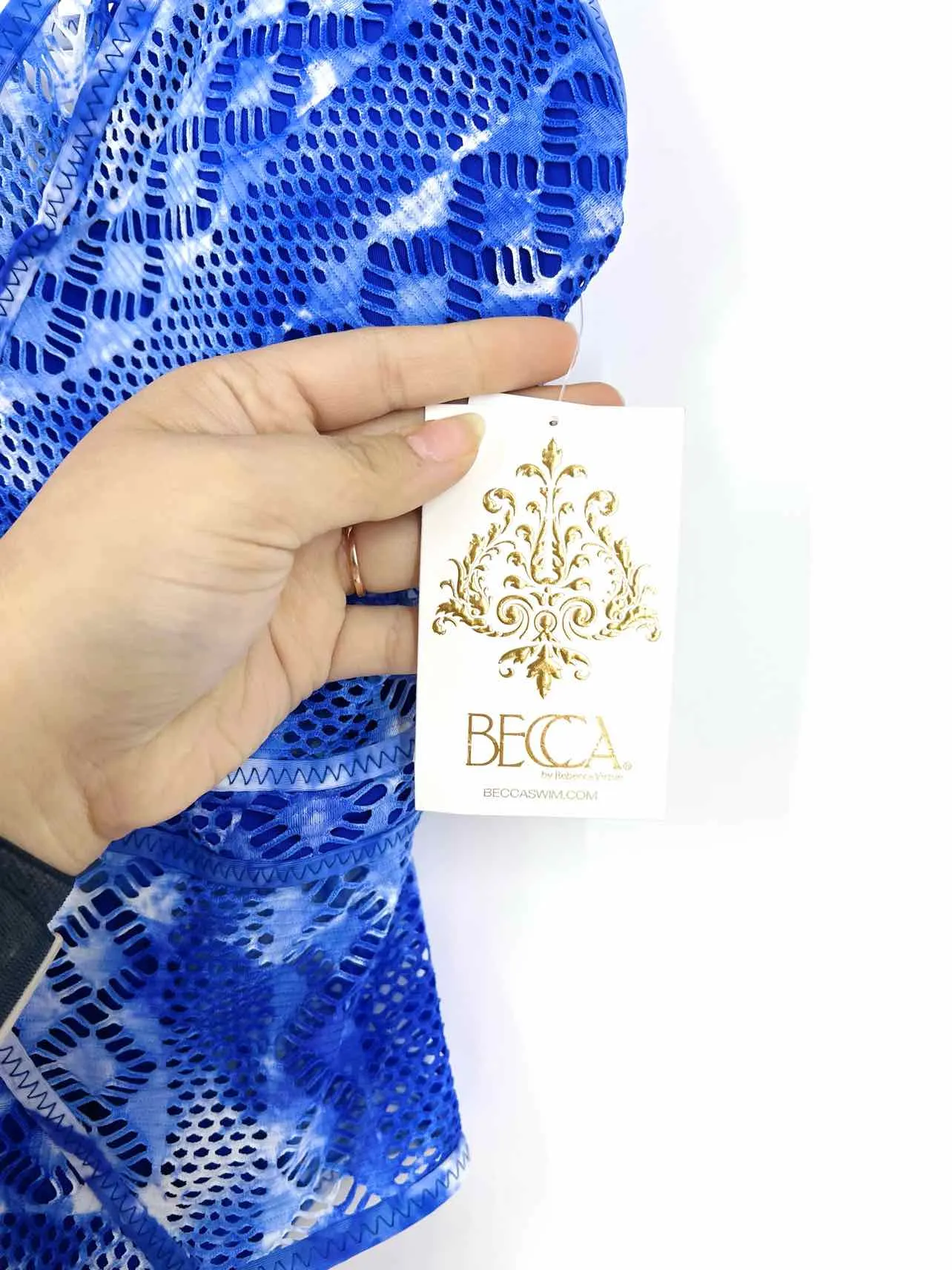 Becca Größe L Blau/Weiß bedrucktes Mesh NEUE Badebekleidung Badeanzug