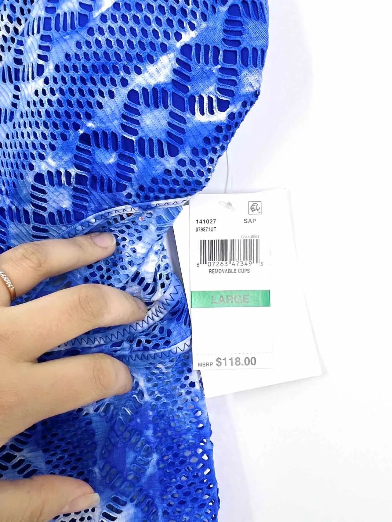 Becca Größe L Blau/Weiß bedrucktes Mesh NEUE Badebekleidung Badeanzug