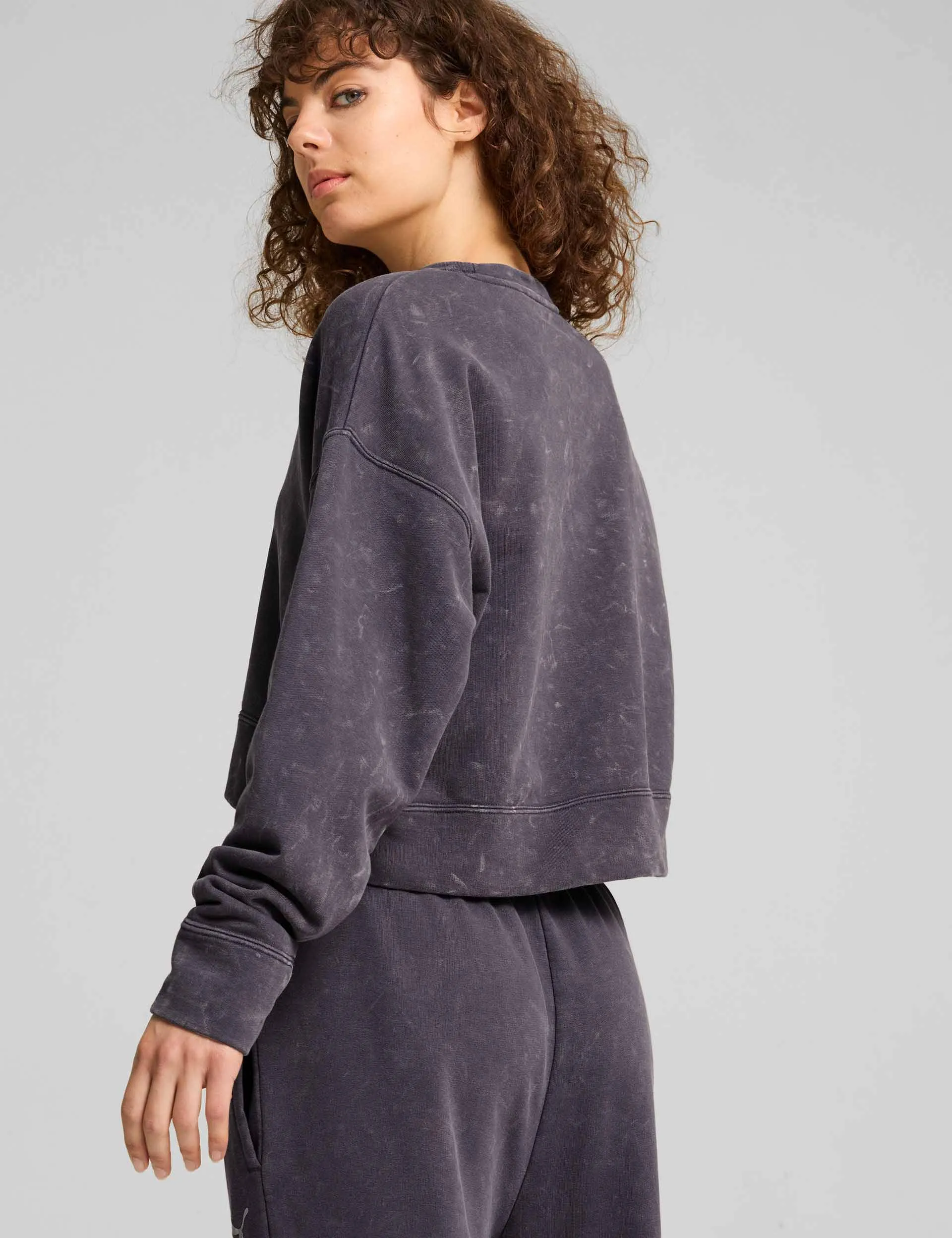 DARE TO Relaxed Washed Crew - Galaktisches Grau