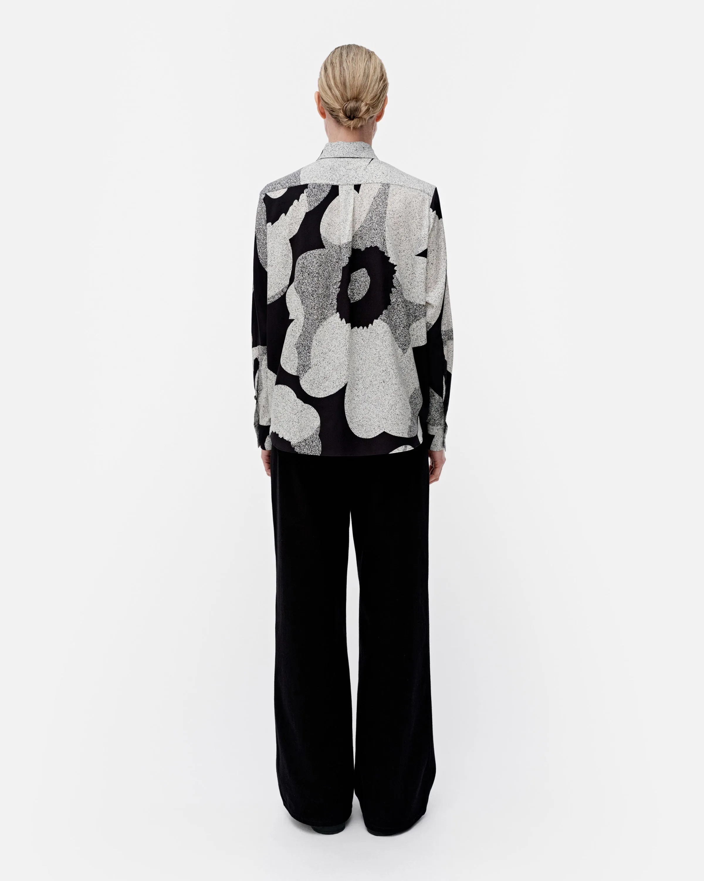 Maija Unikko Seidenbluse 70cm Kleidung_Marimekko