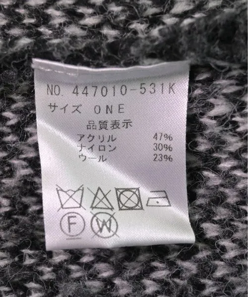 NO ID SCHWARZE Pullover