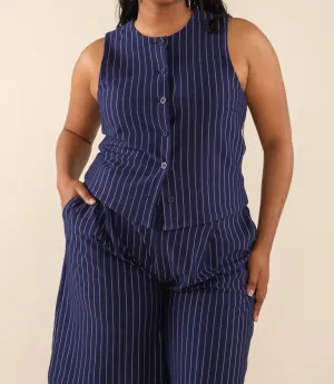 Noah High Neck Pinstripe Weste -Plus In Marineblau/Elfenbein