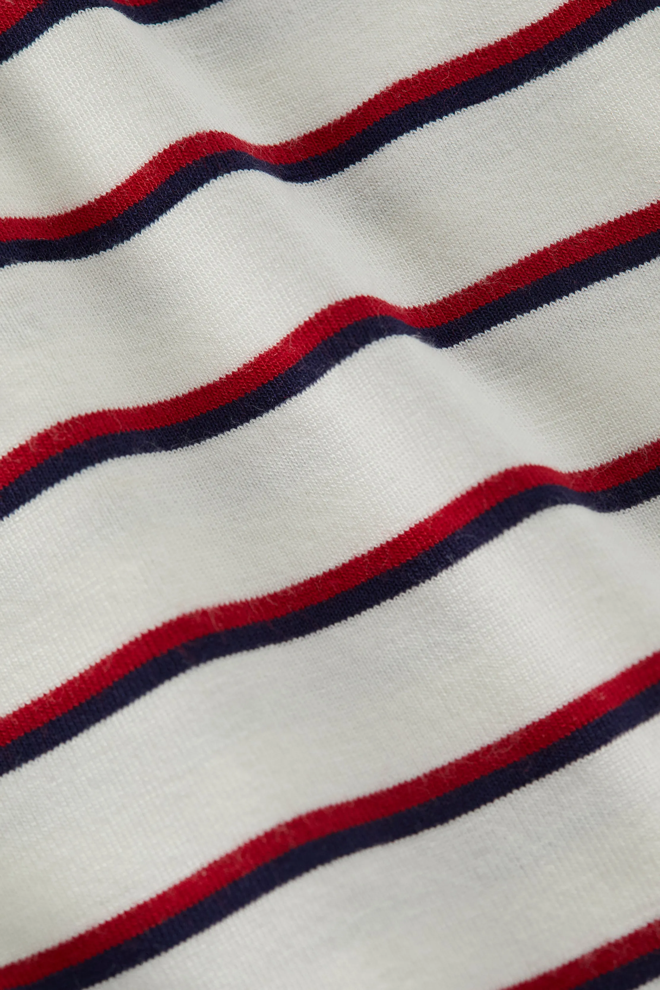 Ressi Fitted T-Shirt