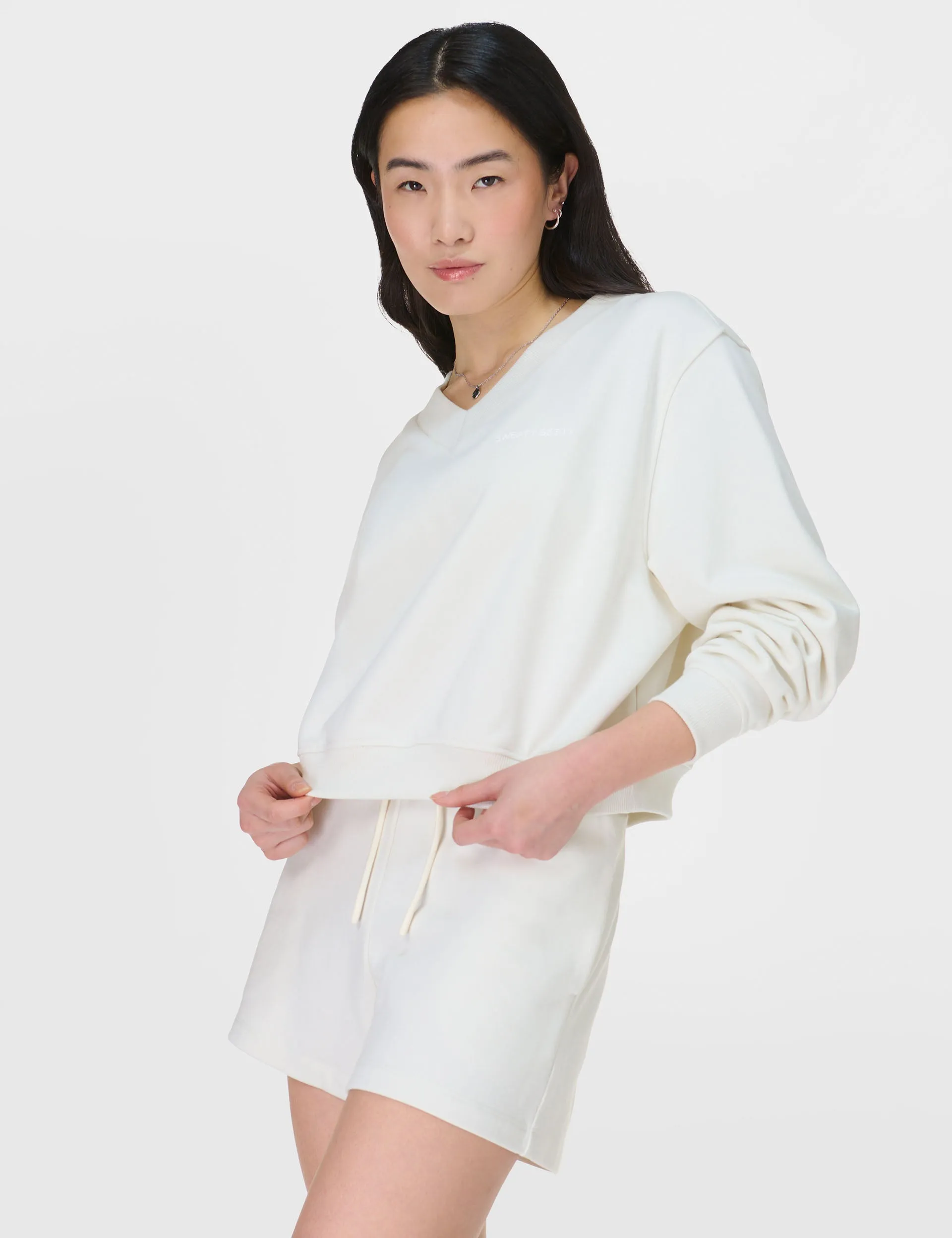 Revive Crop V-Ausschnitt Sweatshirt - Lilyweiß