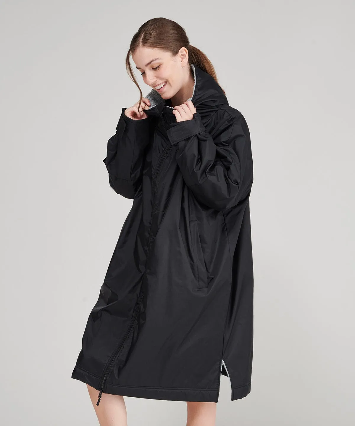 Vegane Unisex-Allwetter-Wasserfeste Bademantel & Camping-Mantel | Mehrere Farben