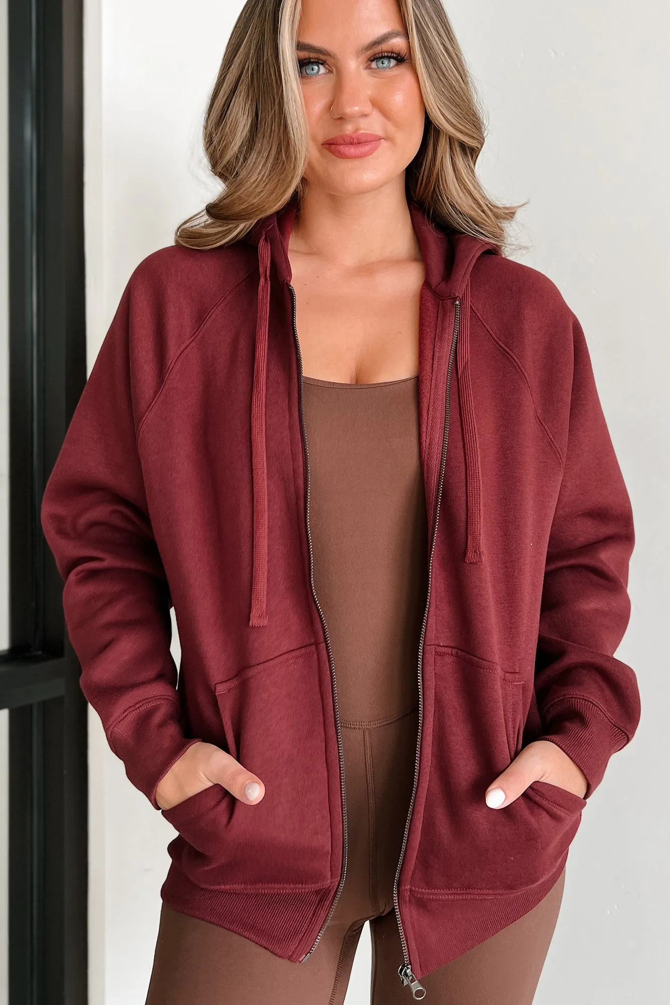 Gewinnen hat Vorrang Zip-Up Hoodie (Burgunder)